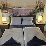 Kuestenzauber - Balkon - Modern - Paytv Appartement Wilhelmshaven