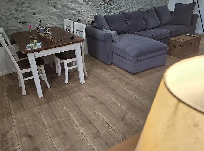 Kuestenzauber - Balkon - Modern - Paytv Apartman *